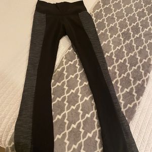 Lululemon yoga pants